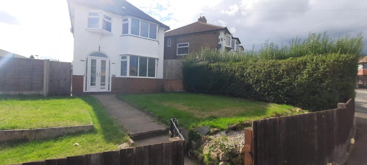 Stylish And Homey 3 Bedroom House With Free Parking & Wi-Fi Minworth Exterior foto